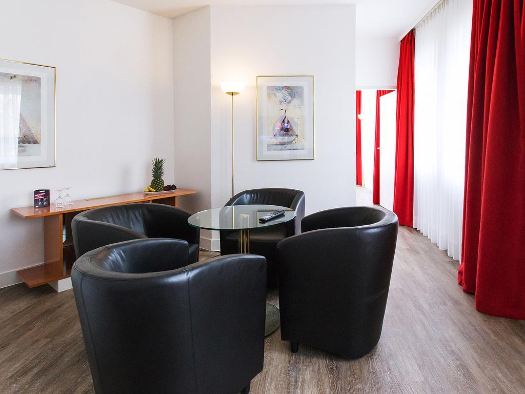Dormero Hotel Dresden Airport Екстериор снимка
